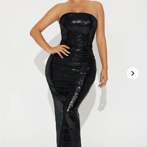 **SOLD** Fashion Nova Black Strapless Sequin Dress